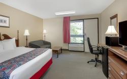 Days Inn by Wyndham Hoover Birmingham