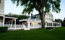 The Breakwater Inn & Spa