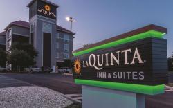 La Quinta Inn & Suites by Wyndham San Antonio Northwest