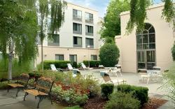 Courtyard Nashua
