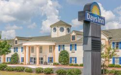 Days Inn by Wyndham Shallotte