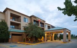 Courtyard Springfield