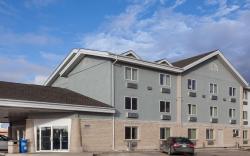 Super 8 By Wyndham Winnipeg West