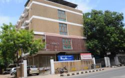 Lloyds Guest House - US Consulate Royapettah