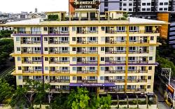 Sarasinee All Suite Boutique Hotel