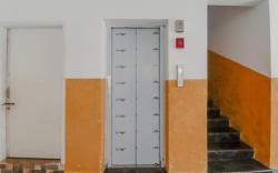 Super Santa Maria Near Indiranagar Metro Station