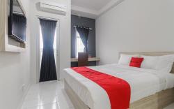 RedDoorz Apartment @ Dramaga Tower