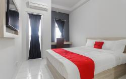 RedDoorz Apartment @ Dramaga Tower
