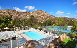 Riviera Oaks Resort
