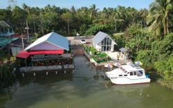 Boathouse marina restaurant and homestay