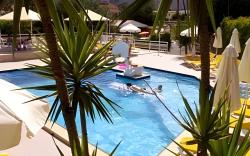 Amazones Villas Apartments
