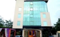 Hotel Rousha Inn