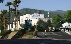 Sierra Lodge Three Rivers