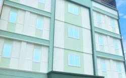 Leaf Hotel