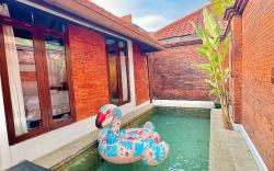 Chrome Hotel and Resort Solo