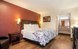 Red Roof Inn Santee