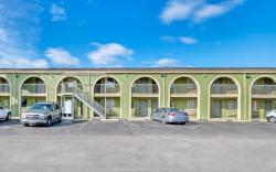 OYO Hotel Channelview I-10