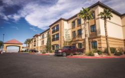La Quinta Inn & Suites by Wyndham Las Vegas Airport South