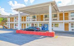 Economy Inn By OYO Ashburn