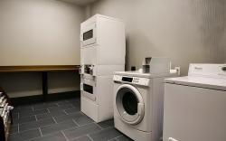 Hampton Inn & Suites Dallas/Ft. Worth Airport South