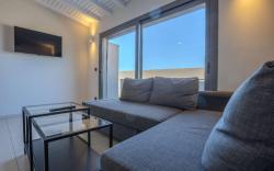 Aegean Apartments - Marina & Chios Island View