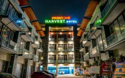 Front One Harvest Hotel Wonosobo