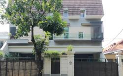 Blossom Resident Blok M