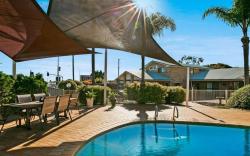 Sunray Motor Inn