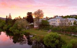 The Woodbridge Waterfront Rooms