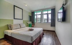 Parkland Express Hotel