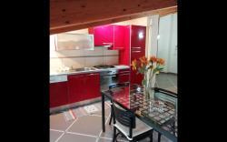 Comfortable attic with parking space in Chiavari