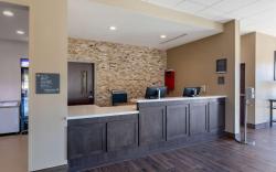 Comfort Inn & Suites Balch Springs - SE Dallas