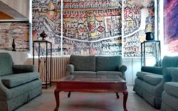 Canary Hotel