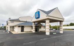 Motel 6 Crawfordsville, IN