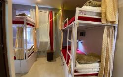 Tag Along Backpackers