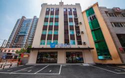 Hanting Hotel Shenyang Medical College Metro Station