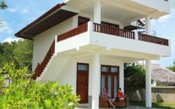 Hideaway Lodge
