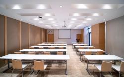 Ji Hotel Ningbo Yinzhou Wanda