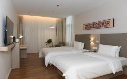 Hanting Hotel Xining Xinhua Lane Qingda Affiliated Courtyard
