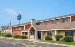 AmericInn by Wyndham Little Falls