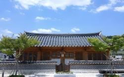 Jeonju Geunae Hanok Pension
