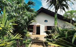 XOM Organic Farm Stay