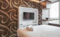 Comfortable 1BR Nifarro Park Apartment By Travelio