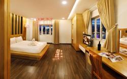 Legacy Riverside Danang Hotel