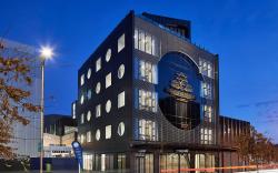 Christchurch City Hotel