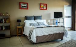 21 Klein Karoo St