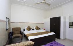 Hotel O City Lite Near Delhi Airport