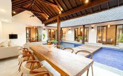 Apple Villa and Studio Seminyak