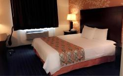 Elmhurst Hotel