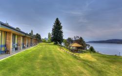 Lake Jindabyne Hotel
